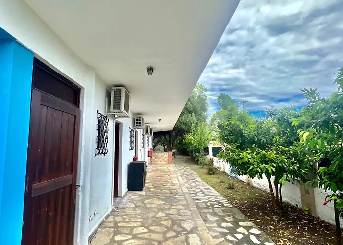 Blue Garden Hotel