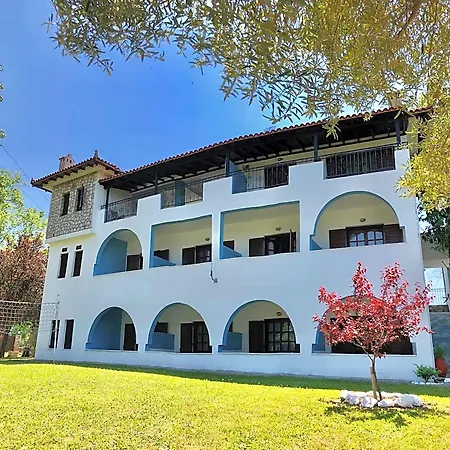 Blue Garden Hotel *